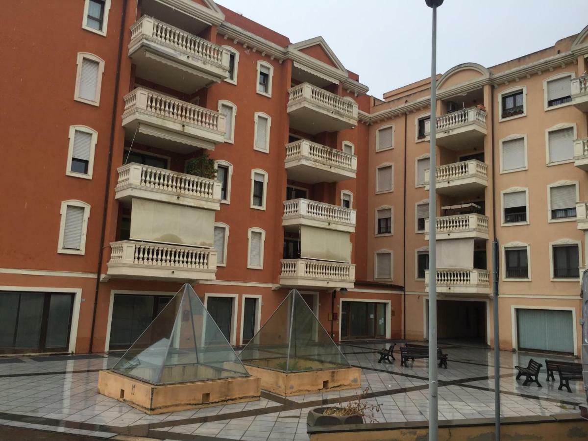 Via Acquedotto N. 66, Condominio "Le Piramidi" Olbia Exteriör bild